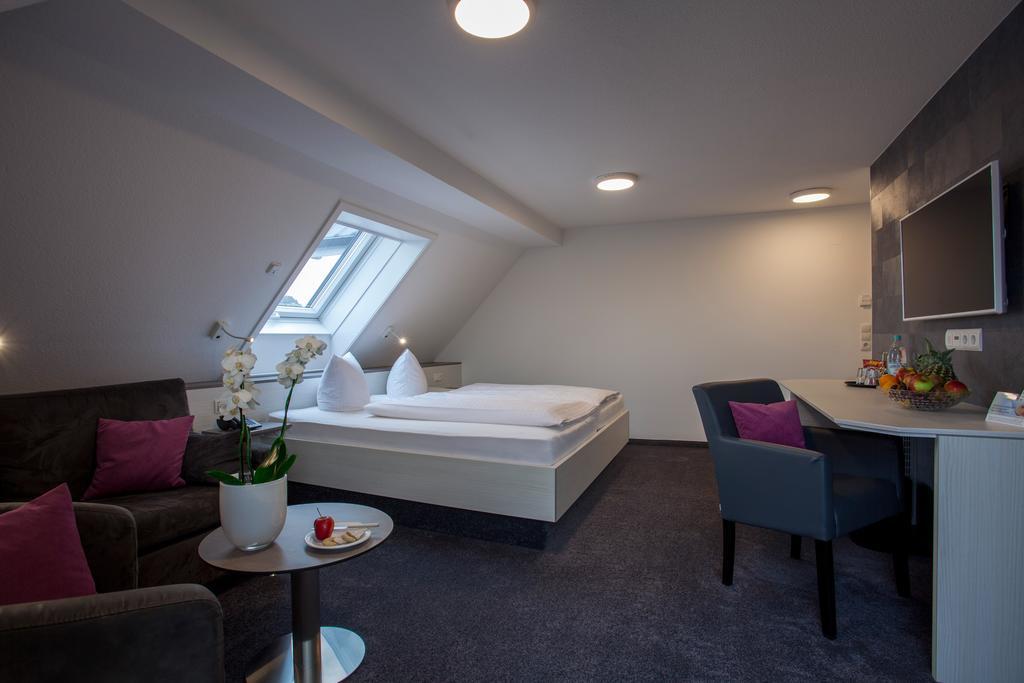 Ebner - Boutique-Hotel & Konditorei Ліндау Екстер'єр фото
