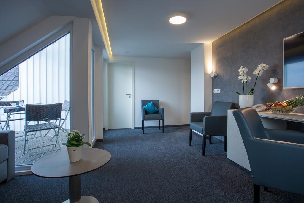 Ebner - Boutique-Hotel & Konditorei Ліндау Екстер'єр фото