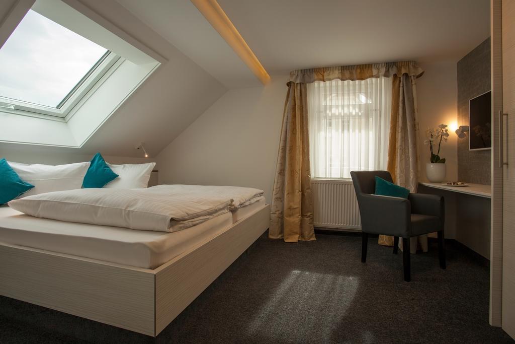 Ebner - Boutique-Hotel & Konditorei Ліндау Екстер'єр фото