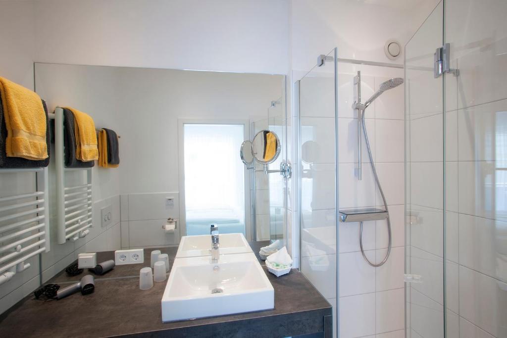 Ebner - Boutique-Hotel & Konditorei Ліндау Номер фото